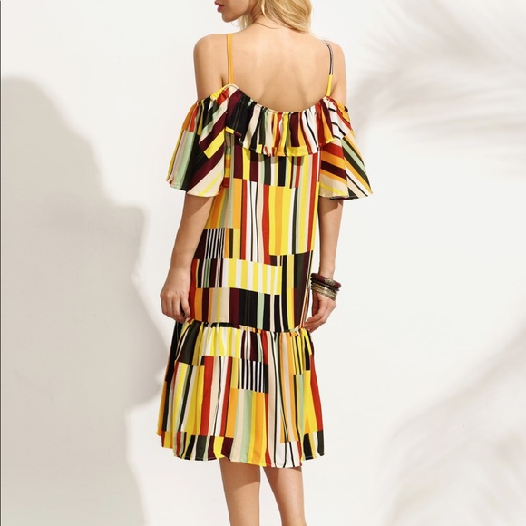 Stripe print ruffled midi dress - Picture 2 of 3